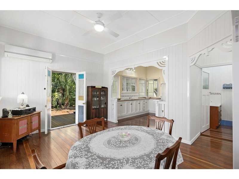 9 Down Street, Scarness QLD 4655