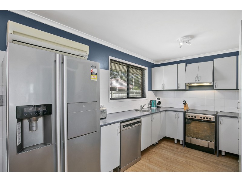 8 Tree View Road, Toogoom QLD 4655