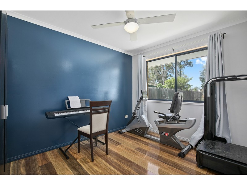 8 Tree View Road, Toogoom QLD 4655