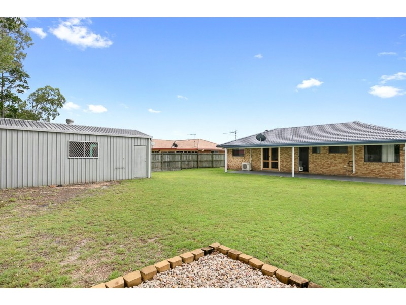 8 Tree View Road, Toogoom QLD 4655