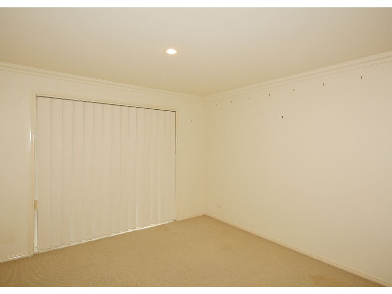 25 Tristania Cres, Urangan QLD 4655