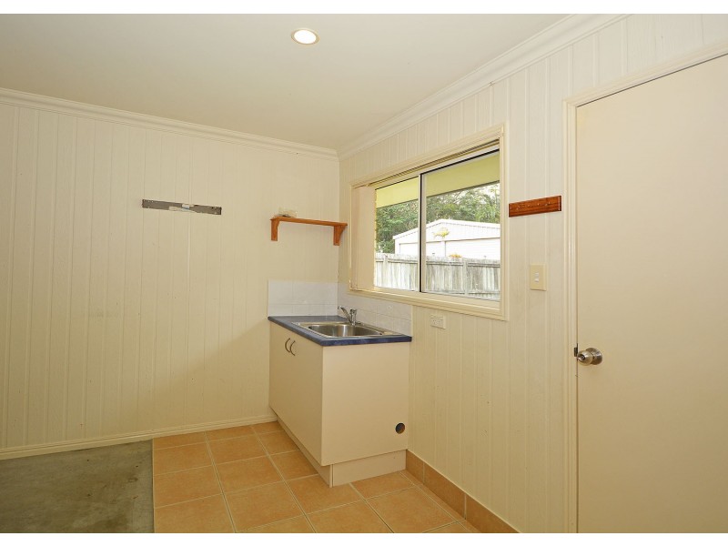 25 Tristania Cres, Urangan QLD 4655