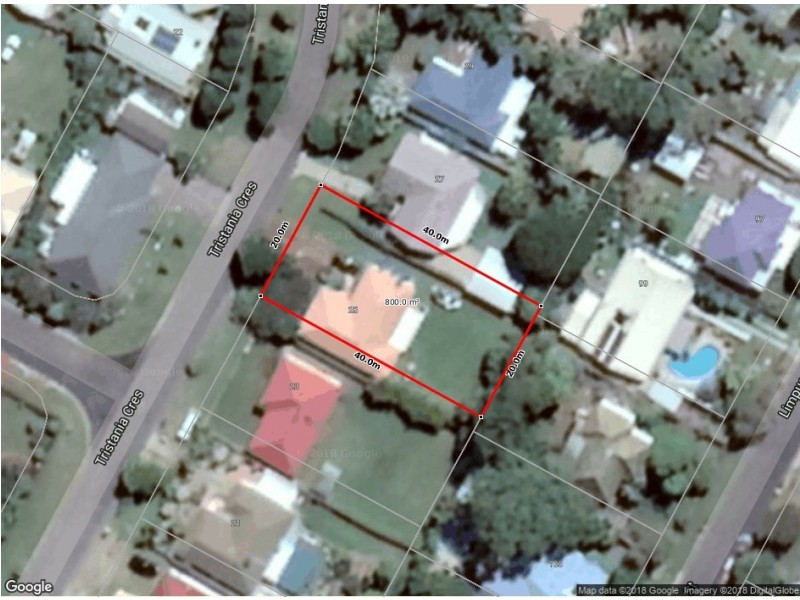 25 Tristania Cres, Urangan QLD 4655 Floorplan