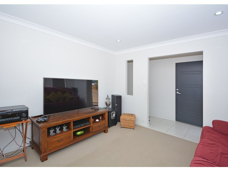 19 Morgan Circuit, Urraween QLD 4655