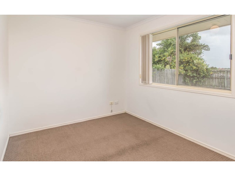 28 Isis Court, Eli Waters QLD 4655
