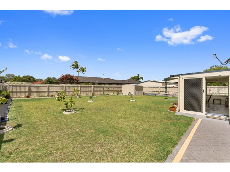 11 Tree View Road, Toogoom QLD 4655