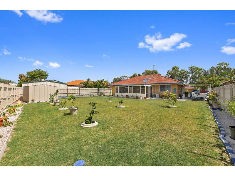11 Tree View Road, Toogoom QLD 4655