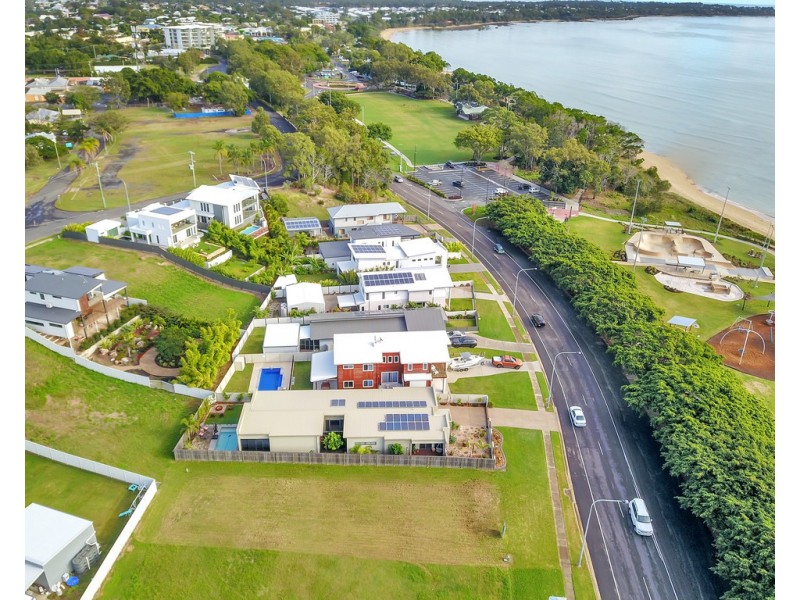 289 Esplanade, Pialba QLD 4655