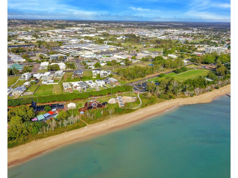 289 Esplanade, Pialba QLD 4655