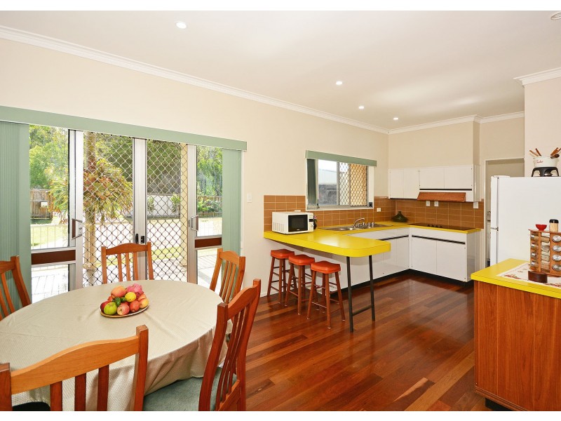 10 Parraweena Court, Point Vernon QLD 4655