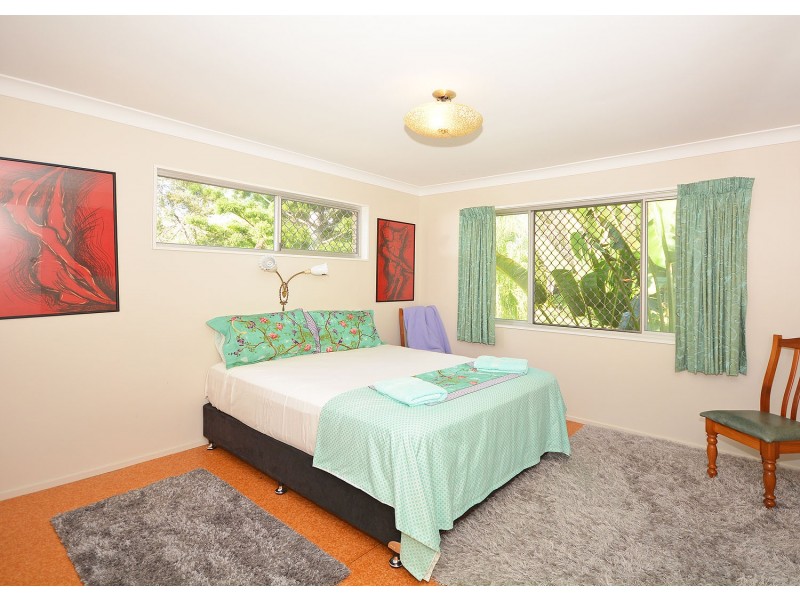 10 Parraweena Court, Point Vernon QLD 4655