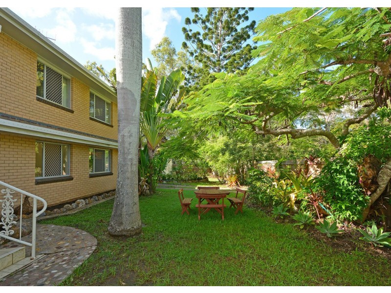 10 Parraweena Court, Point Vernon QLD 4655