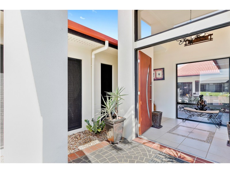 1 Norfolk Court, Kawungan QLD 4655