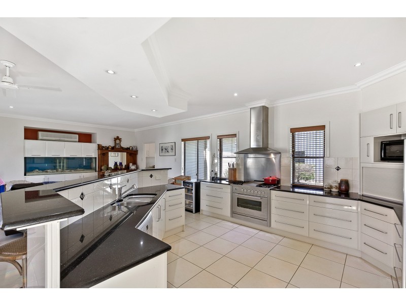 1 Norfolk Court, Kawungan QLD 4655