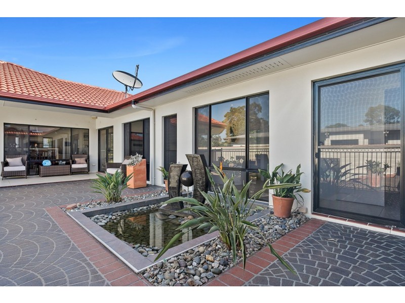 1 Norfolk Court, Kawungan QLD 4655