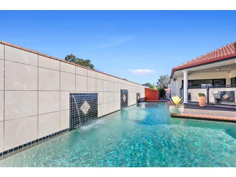 1 Norfolk Court, Kawungan QLD 4655