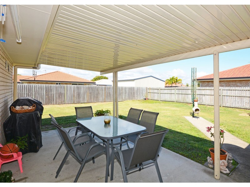 8 Joselyn Drive, Point Vernon QLD 4655