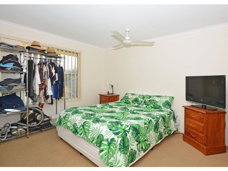 8 Joselyn Drive, Point Vernon QLD 4655