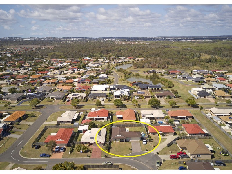 8 Joselyn Drive, Point Vernon QLD 4655