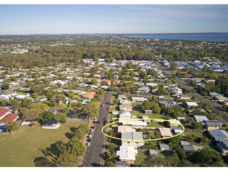 12 Edward Street, Urangan QLD 4655