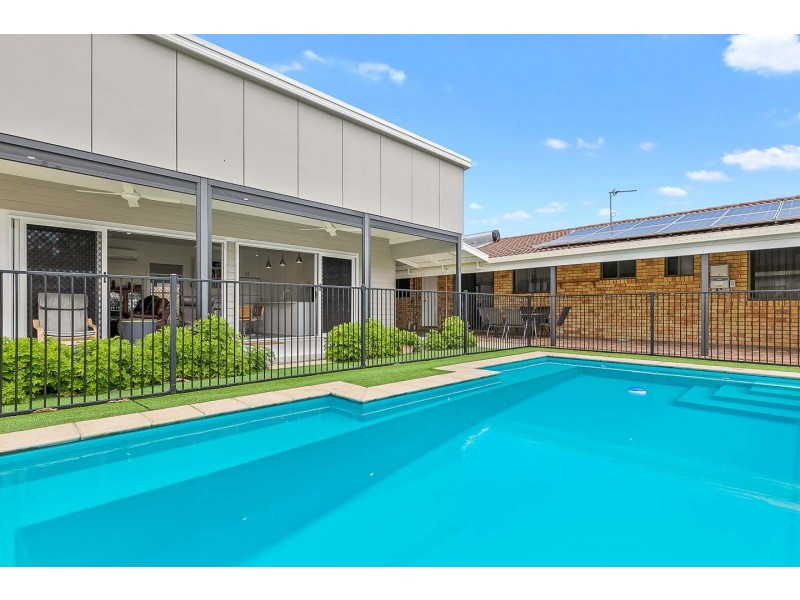 7 Christine Avenue, Torquay QLD 4655