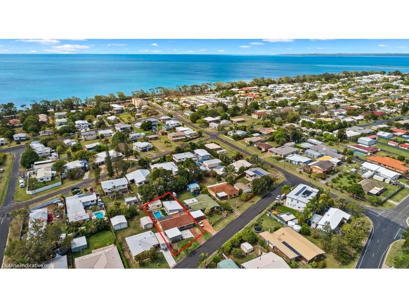 7 Christine Avenue, Torquay QLD 4655