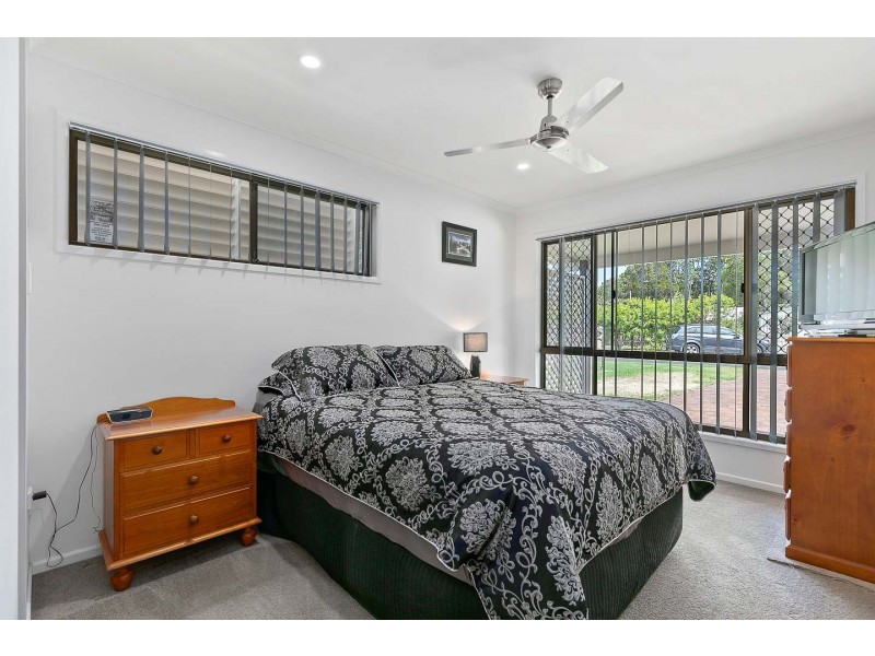 7 Christine Avenue, Torquay QLD 4655