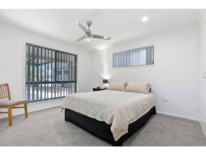 7 Christine Avenue, Torquay QLD 4655