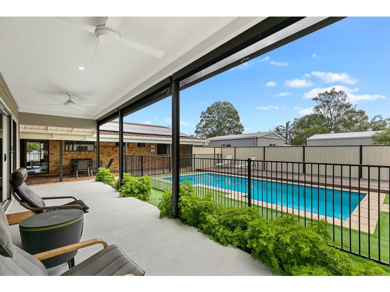 7 Christine Avenue, Torquay QLD 4655