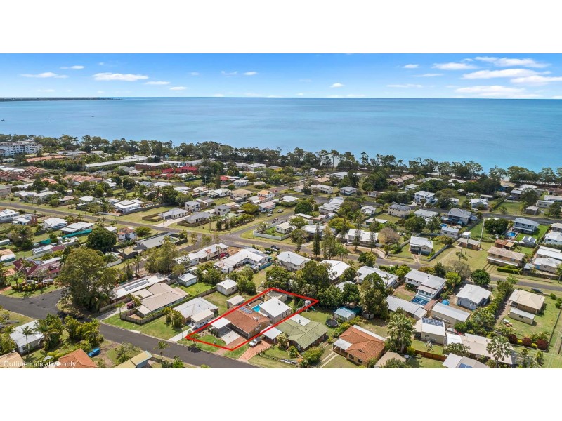7 Christine Avenue, Torquay QLD 4655