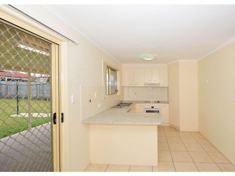 46 Emerald Park Way, Urangan QLD 4655