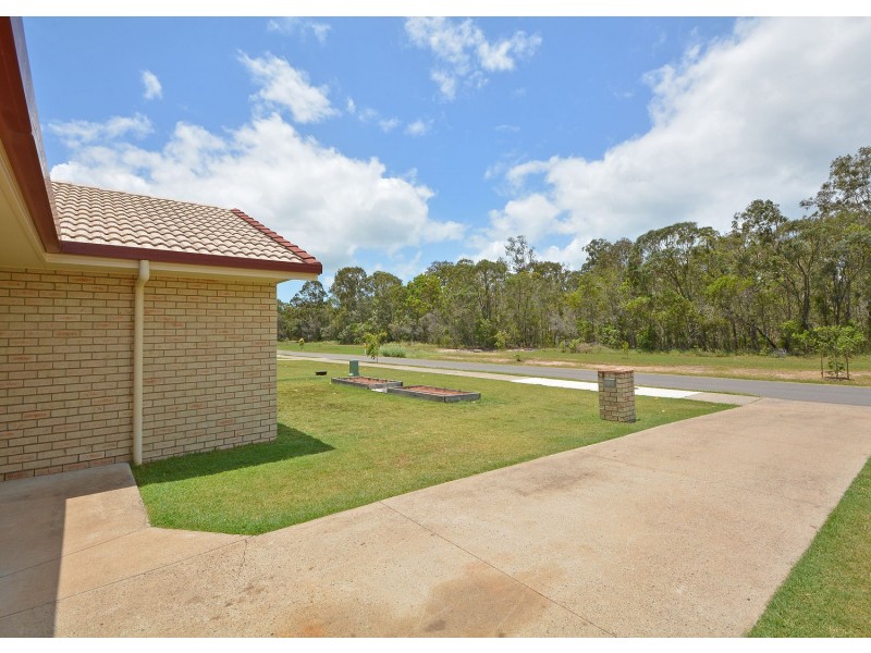 46 Emerald Park Way, Urangan QLD 4655