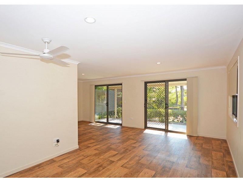 38/415-417 Boat Harbour Drive, Torquay QLD 4655