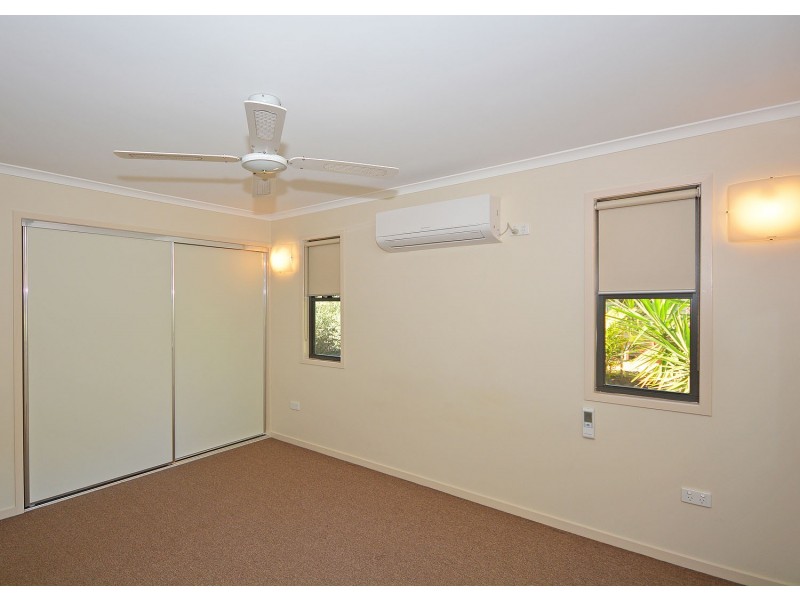 38/415-417 Boat Harbour Drive, Torquay QLD 4655