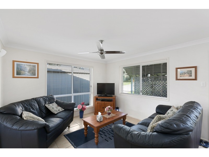 12 Waigani Avenue, Kawungan QLD 4655