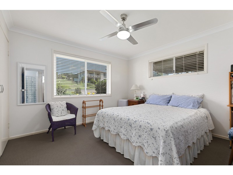 12 Waigani Avenue, Kawungan QLD 4655