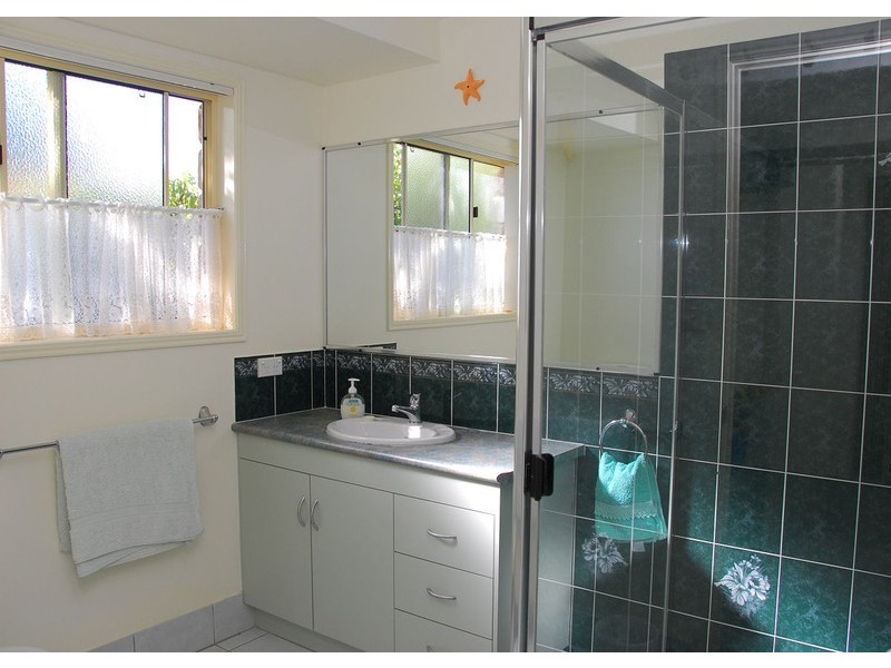 170 Kingfisher Parade, Toogoom QLD 4655