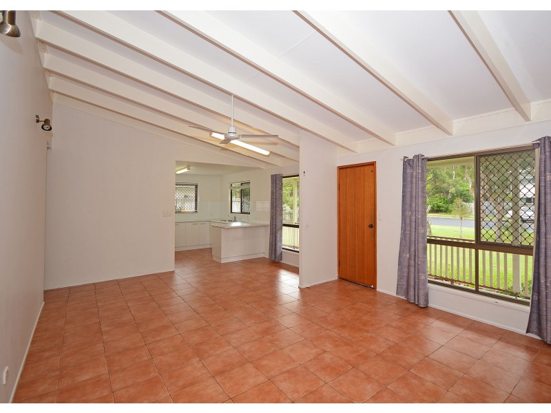 57 Pulgul Street, Urangan QLD 4655