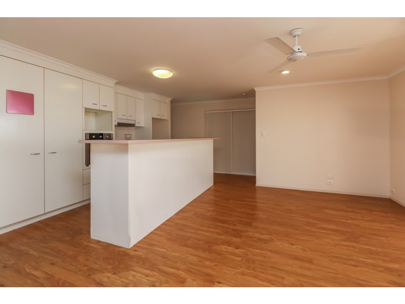 34 Bushlark Avenue, Eli Waters QLD 4655