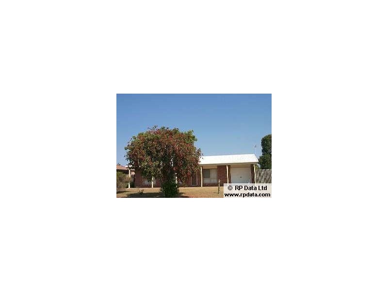 216 Dayman Street, Urangan QLD 4655