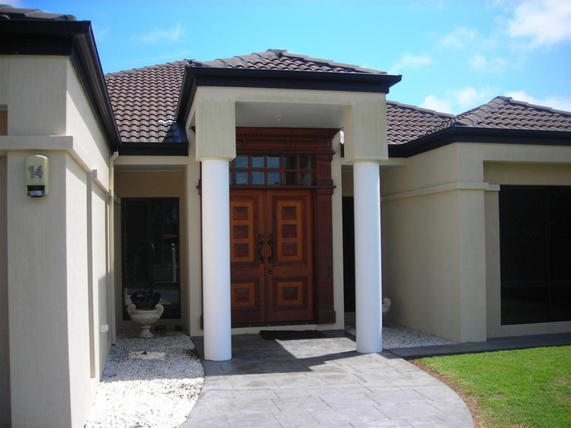 14 Helsham Street, Point Vernon QLD 4655