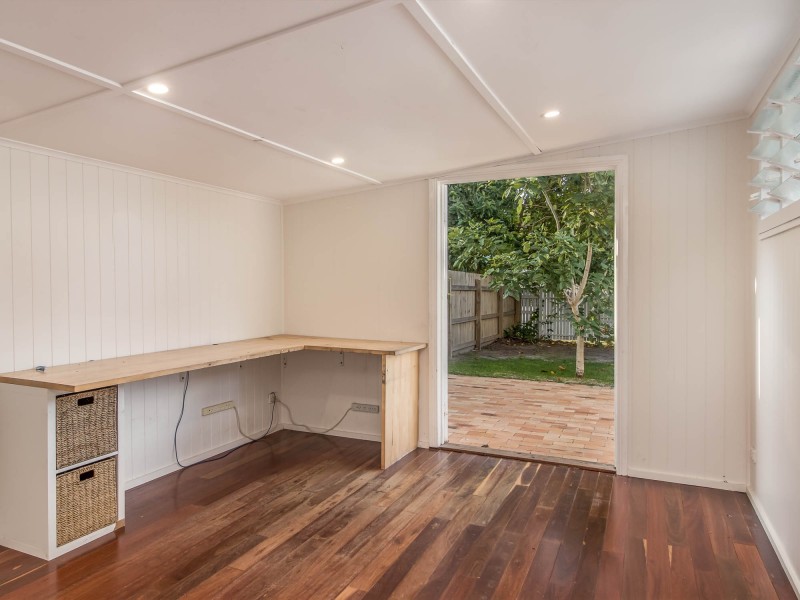 9 Down Street, Scarness QLD 4655