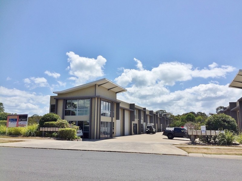 9 Southern Cross Circuit, Urangan QLD 4655