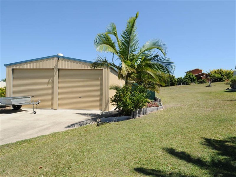 22 Cove Boulevard, River Heads QLD 4655
