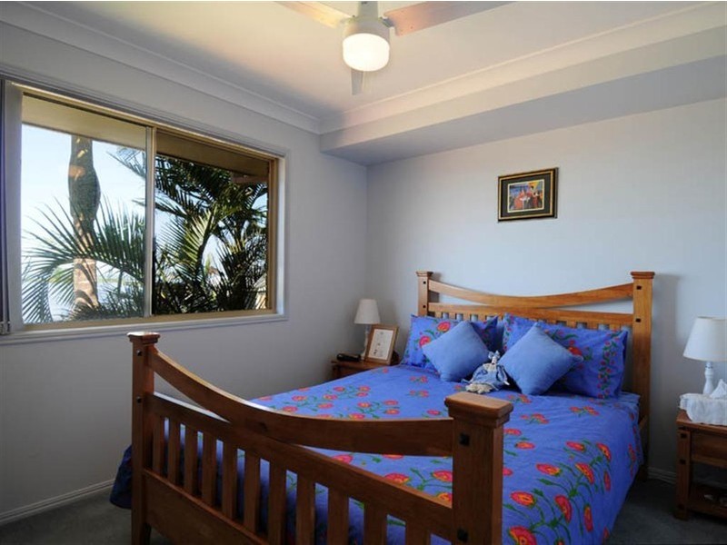 22 Cove Boulevard, River Heads QLD 4655