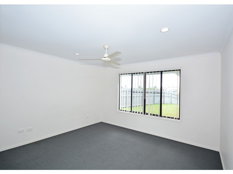 13 Bounty Cct, Eli Waters QLD 4655