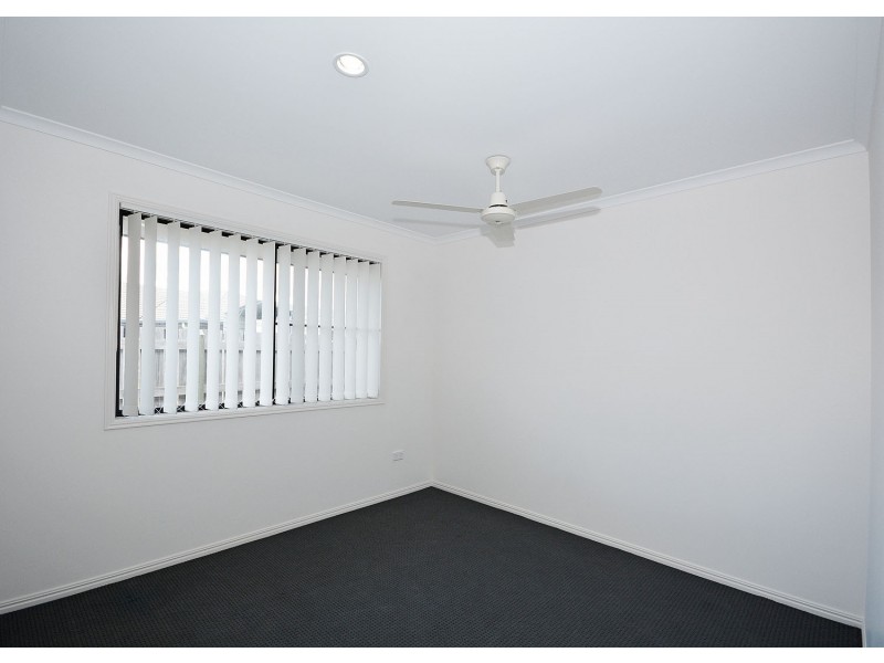 13 Bounty Cct, Eli Waters QLD 4655