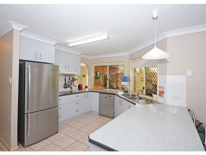 2 Wattlebird Lane, Eli Waters QLD 4655