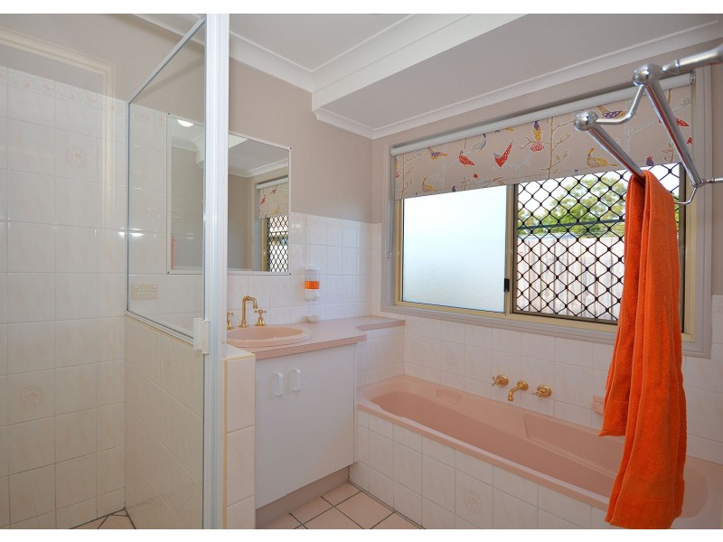 2 Wattlebird Lane, Eli Waters QLD 4655