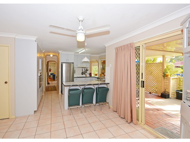 2 Wattlebird Lane, Eli Waters QLD 4655